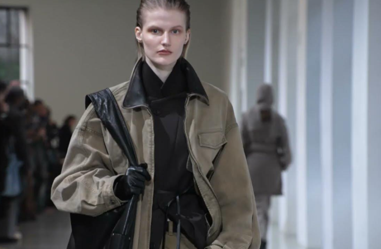 The Future of Japanese Fashion: Spotlight on SSSTEIN