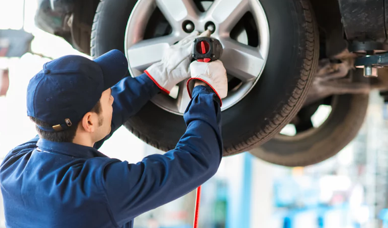 Tire Change Service in San Antonio: Why Professional Help Matters